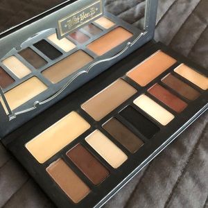 Kat Von D Shade & Light eyeshadow palette